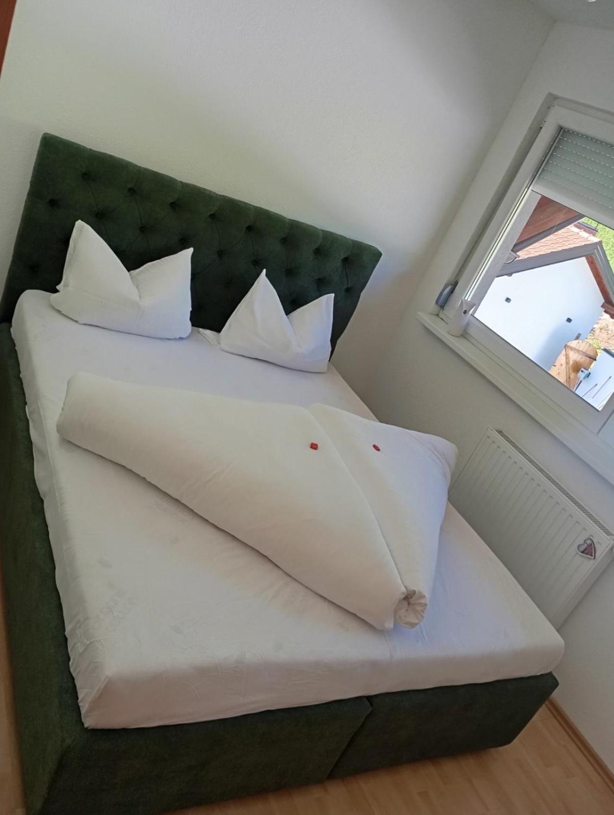 Romantic Lodge บันยาลูกา ภายนอก รูปภาพ